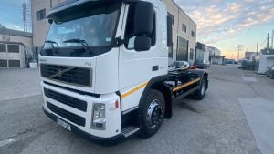 VOLVO FM PORTACONTENEDORES