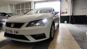 SEAT LEON